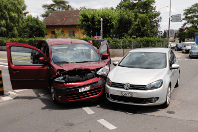 An image of a car crash