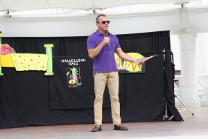 Mark Tate as master of ceremonies for Youth For A Cleaner Environment
